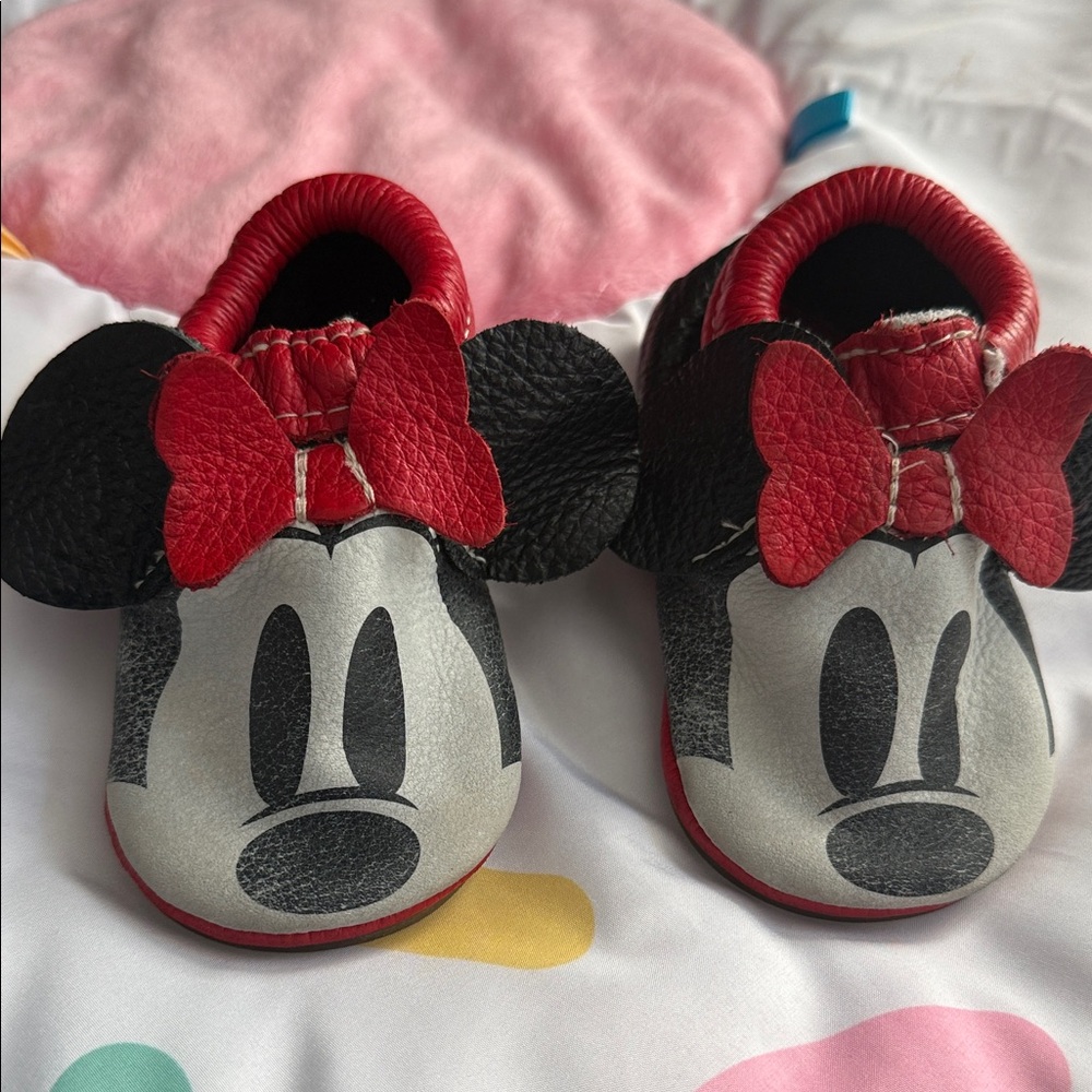 Disney Minnie Mouse Red and Black Kids Slippers